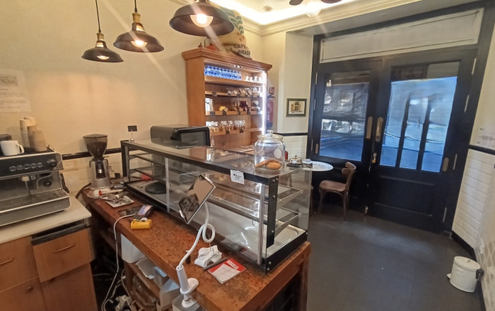 Traspaso - Take Away -
Barcelona - Gràcia