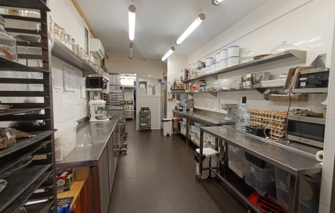 Traspaso - Take Away -
Barcelona - Gràcia