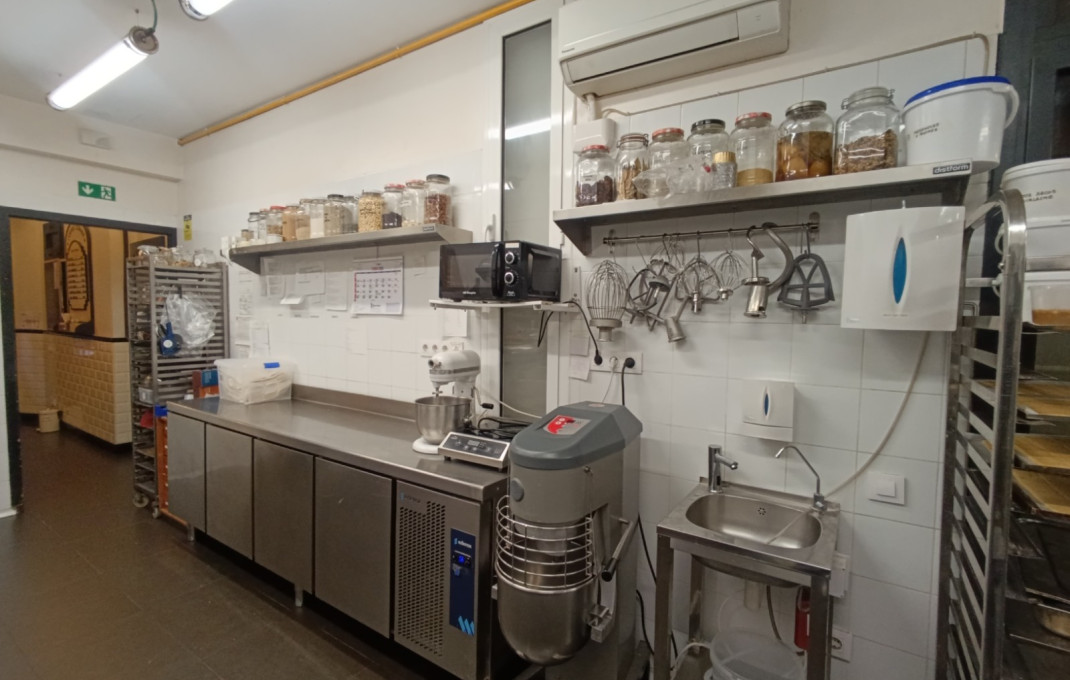 Traspaso - Take Away -
Barcelona - Gràcia