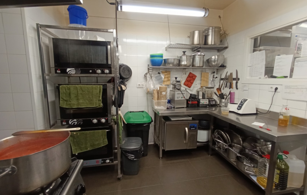 Traspaso - Take Away -
Barcelona - Gràcia