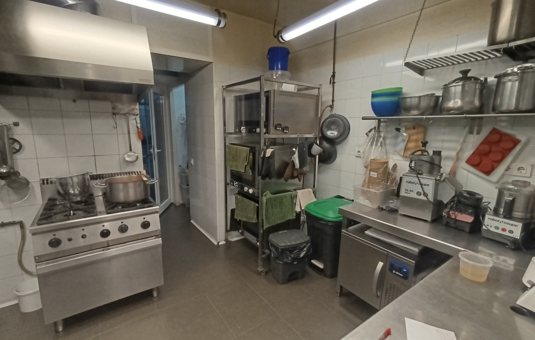 Traspaso - Take Away -
Barcelona - Gràcia