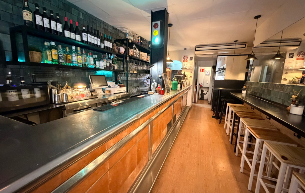 Traspaso - Licencia C2 -
Barcelona - Gràcia