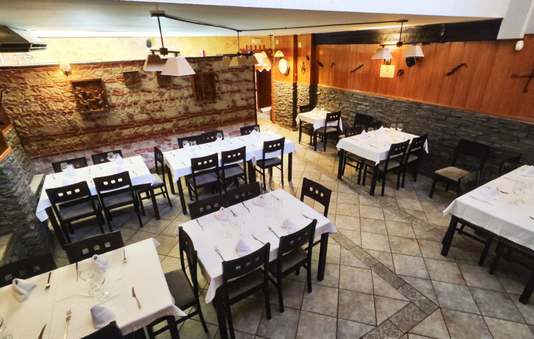 Traspaso - Bar Restaurante -
Barcelona - Santa Coloma De Gramanet