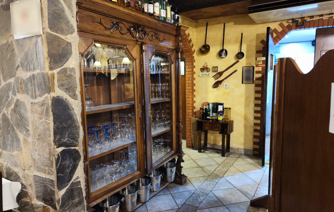 Traspaso - Bar Restaurante -
Barcelona - Santa Coloma De Gramanet
