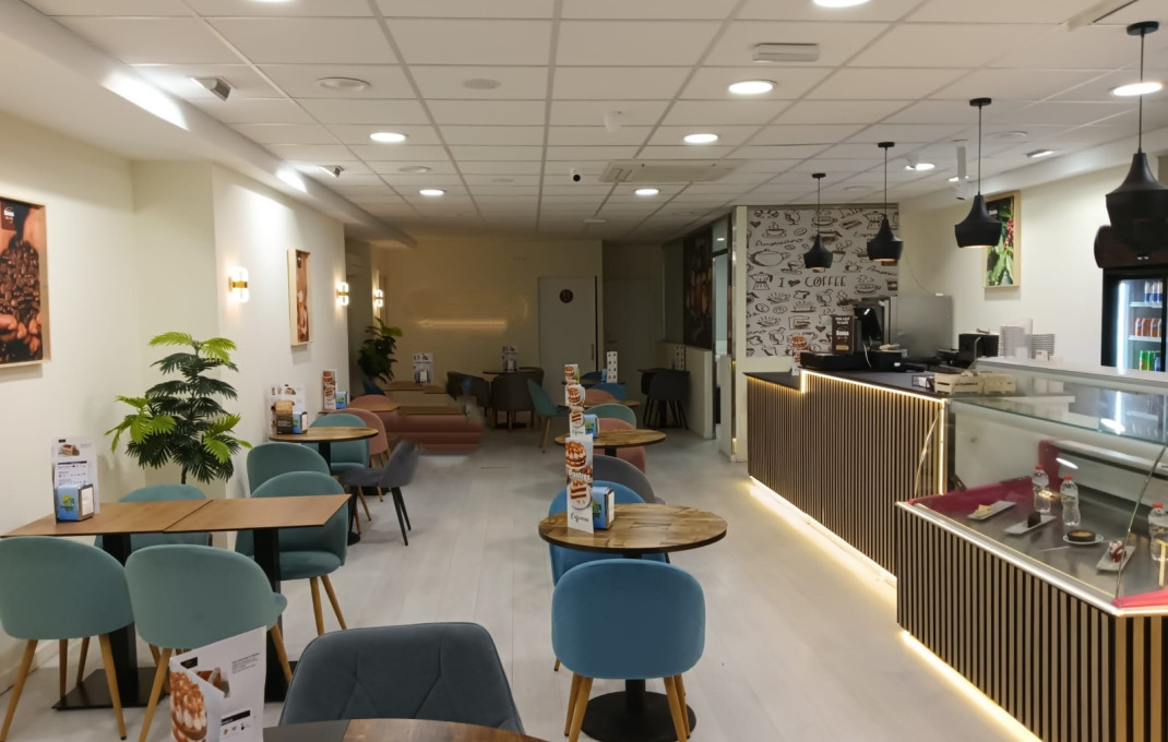 Traspaso - Cafeteria -
Barberá del Vallés