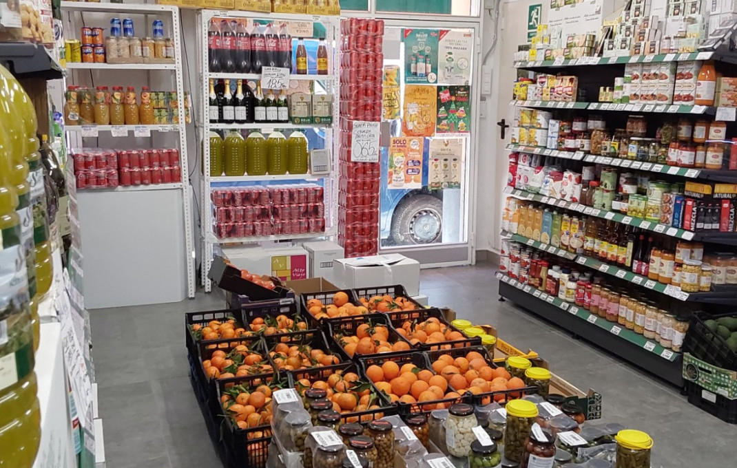 Traspaso - Supermercado -
Sabadell