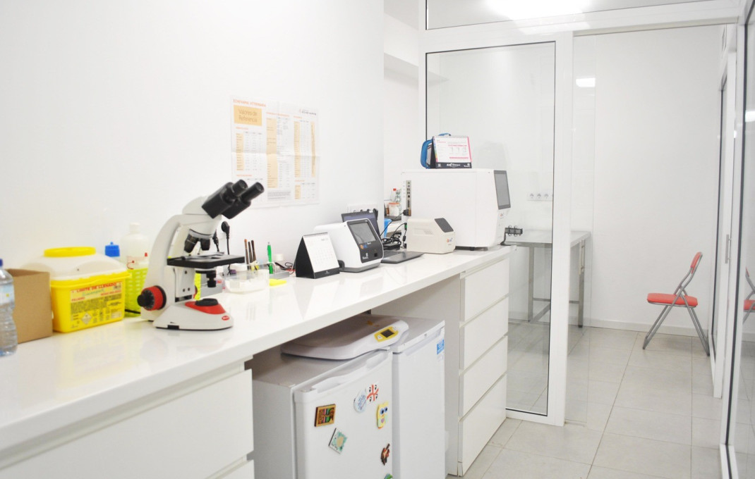 Traspaso - Clinica -
Barcelona - Les corts