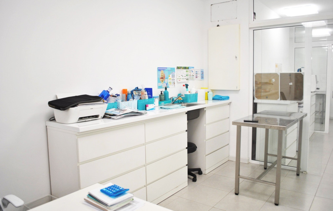 Traspaso - Clinica -
Barcelona - Les corts