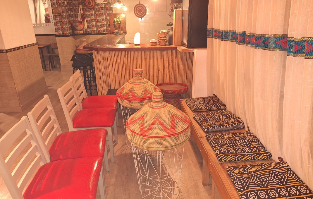 Traspaso - Bar Restaurante -
Barcelona - Poble Sec-montjuïc