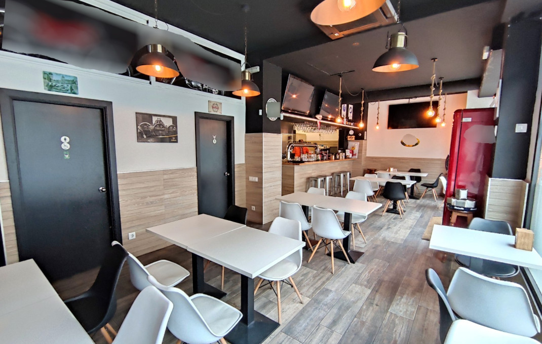 Traspaso - Bar Restaurante -
Barcelona - Poblenou