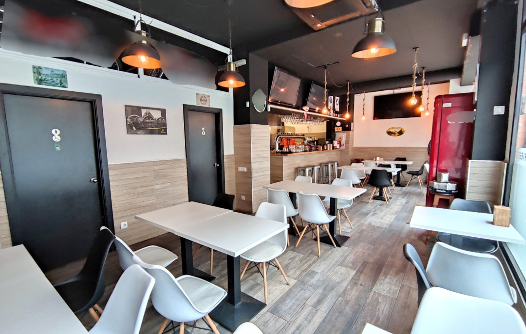 Traspaso - Bar Restaurante -
Barcelona - Poblenou