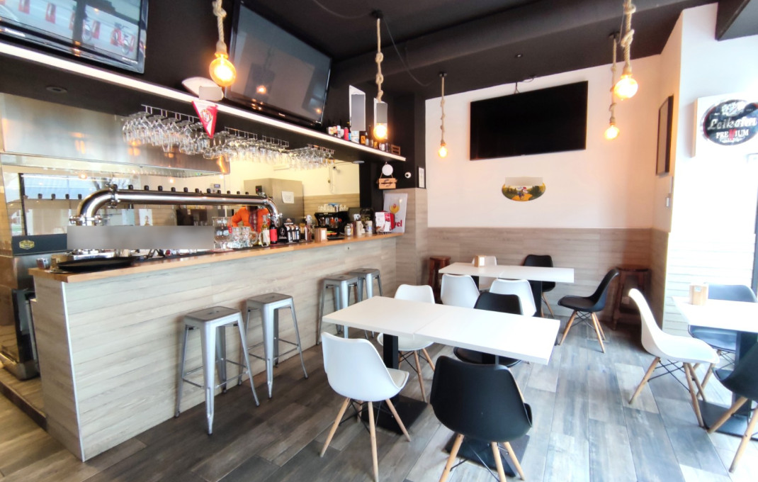 Traspaso - Bar Restaurante -
Barcelona - Poblenou