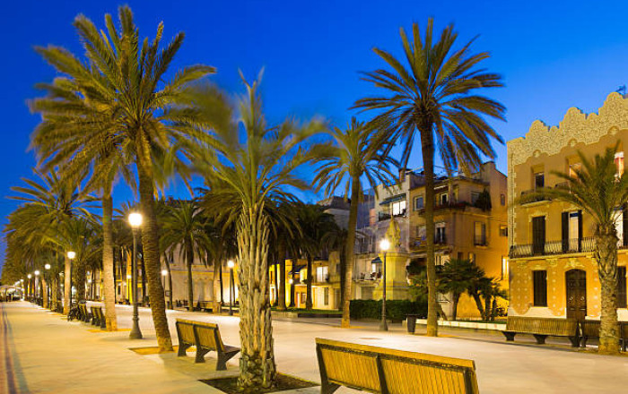 Venta - Bar Restaurante -
Badalona - Llefià