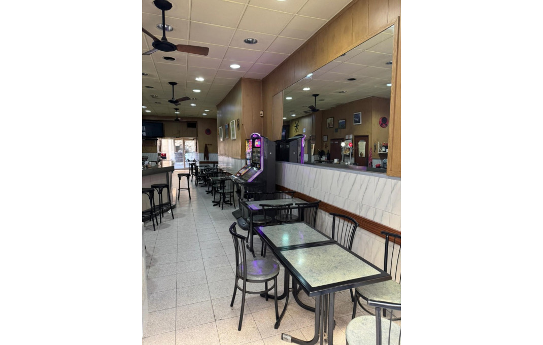 Traspaso - Licencia C2 -
Barcelona - Poble Sec-montjuïc