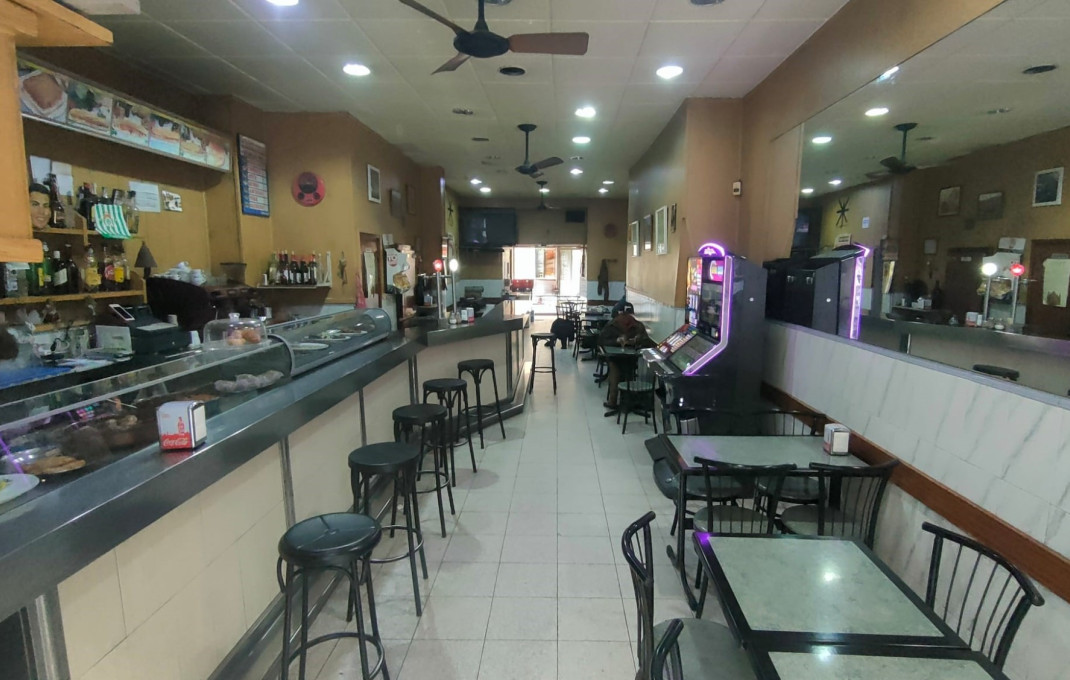 Traspaso - Licencia C2 -
Barcelona - Poble Sec-montjuïc