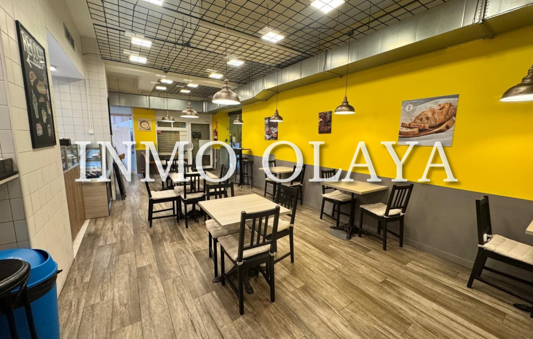 Traspaso - Licencia C2 -
Barcelona - Camp De L´arpa