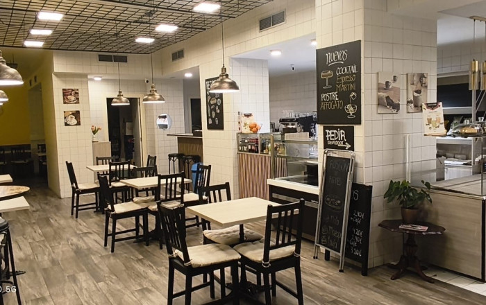 Traspaso - Licencia C2 -
Barcelona - Camp De L´arpa