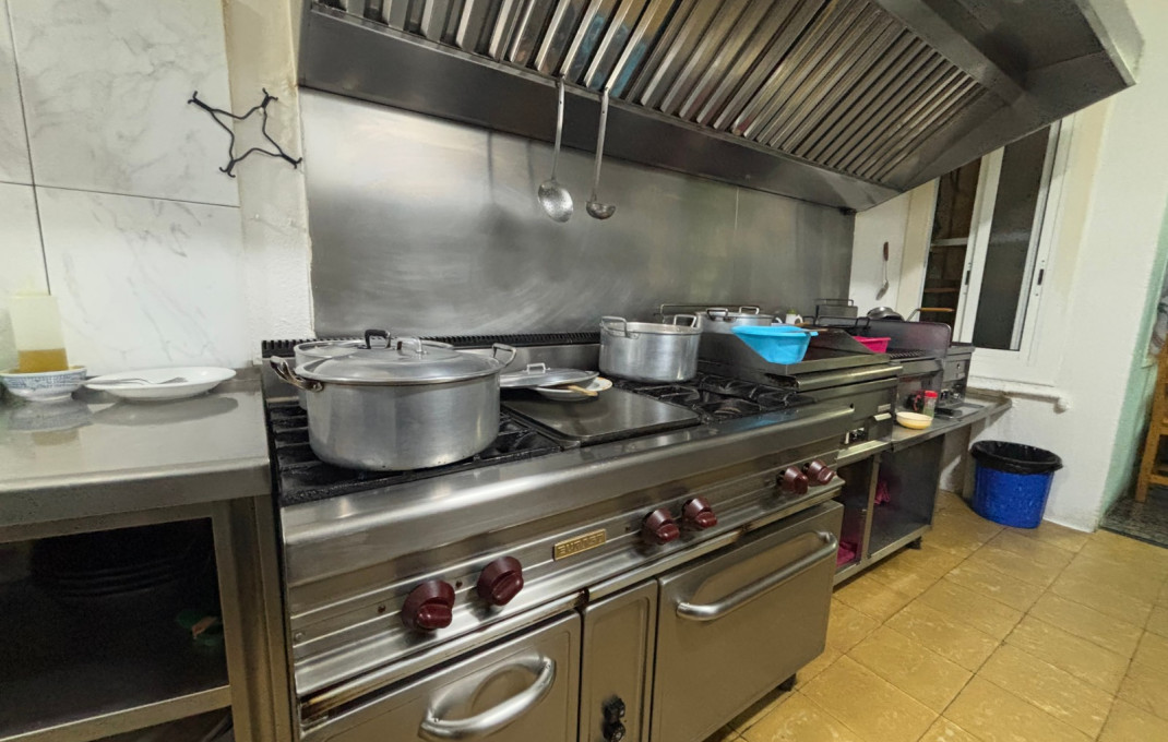 Traspaso - Bar Restaurante -
Barcelona - Sant Martí