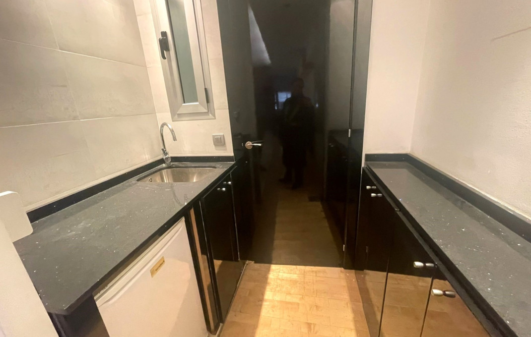 Venta - Local comercial -
Barcelona - Sarria-Sant Gervasi