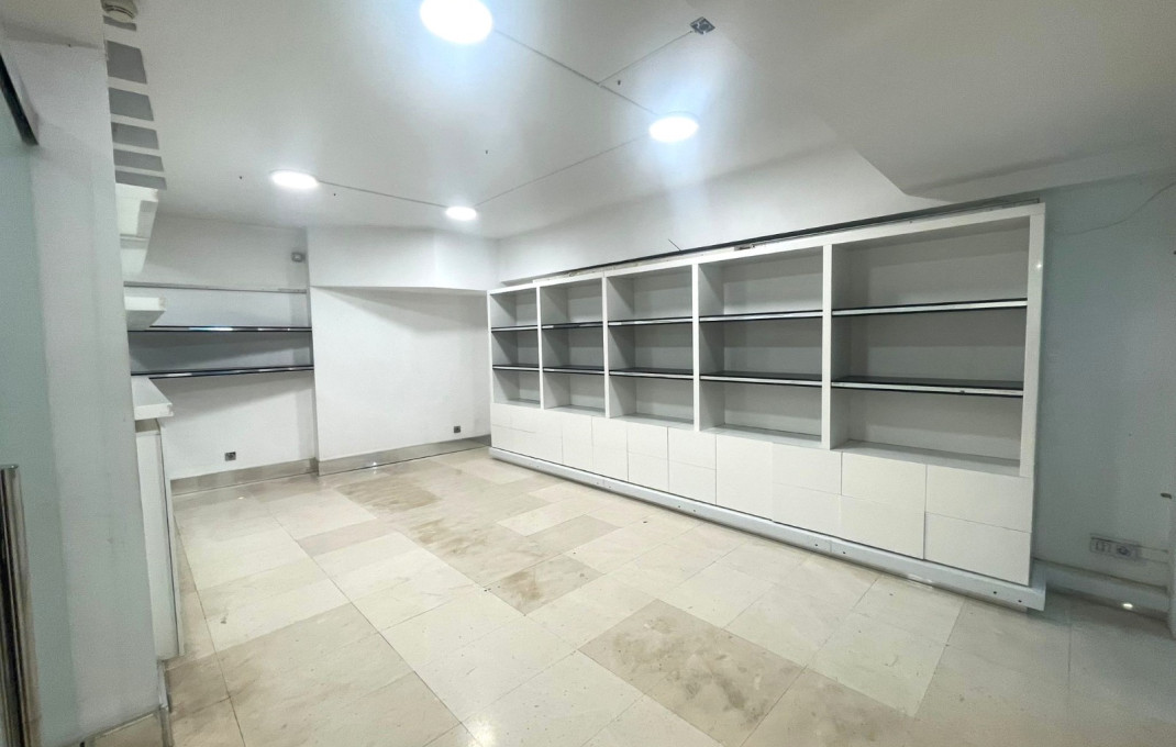 Venta - Local comercial -
Barcelona - Sarria-Sant Gervasi