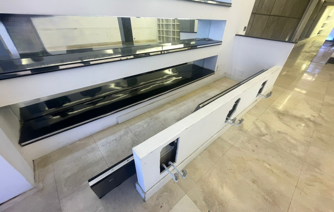 Venta - Local comercial -
Barcelona - Sarria-Sant Gervasi