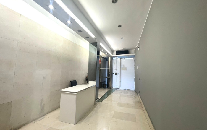 Venta - Local comercial -
Barcelona - Sarria-Sant Gervasi