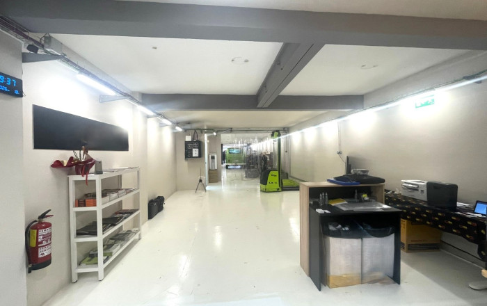 Venta - Local comercial -
Barcelona - Guinardo