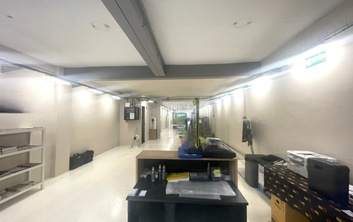 Venta - Local comercial -
Barcelona - Guinardo