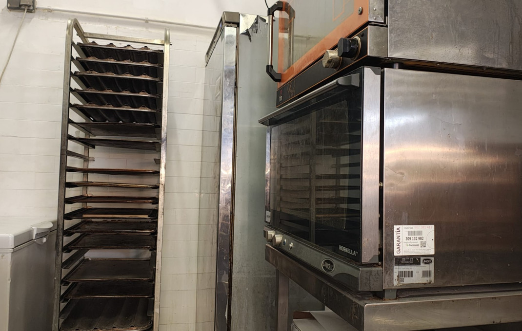 Traspaso - Obradores y/o Panaderias -
Barcelona - Sagrada familia