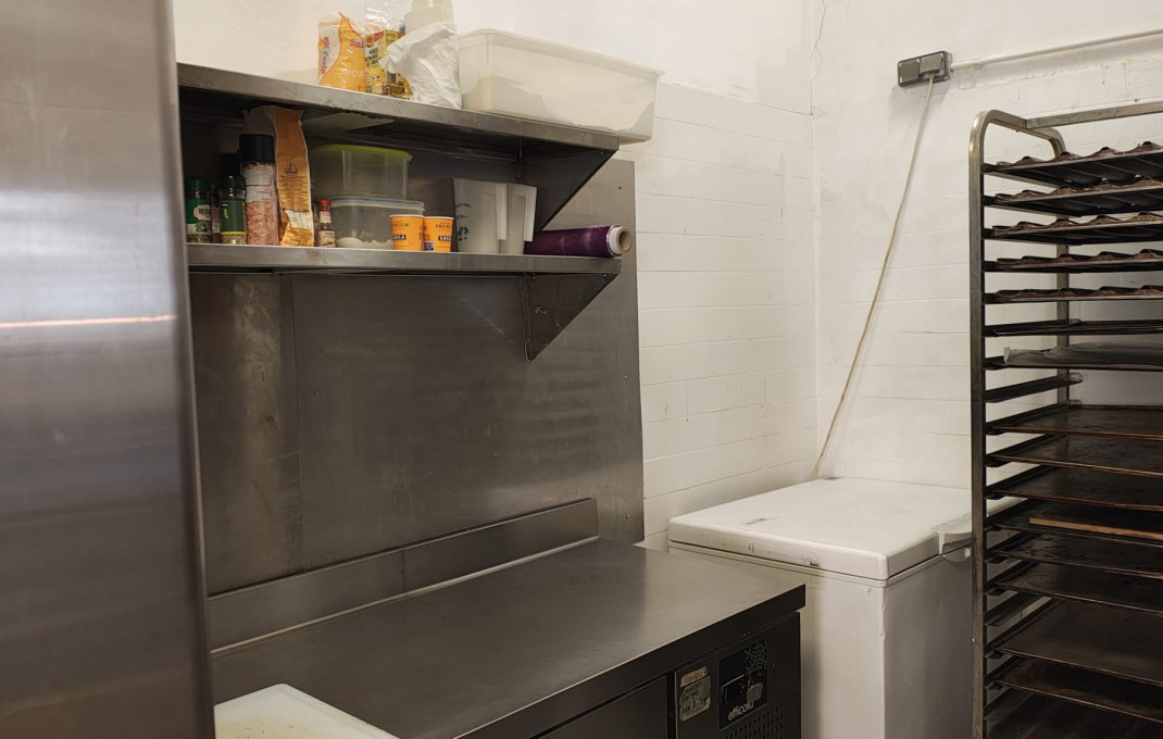 Traspaso - Obradores y/o Panaderias -
Barcelona - Sagrada familia