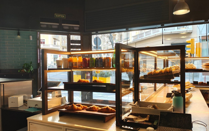 Traspaso - Obradores y/o Panaderias -
Barcelona - Sagrada familia