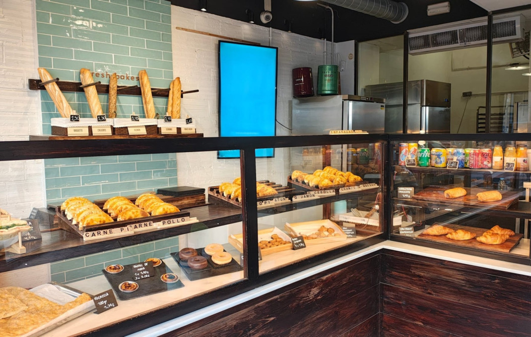 Traspaso - Obradores y/o Panaderias -
Barcelona - Sagrada familia