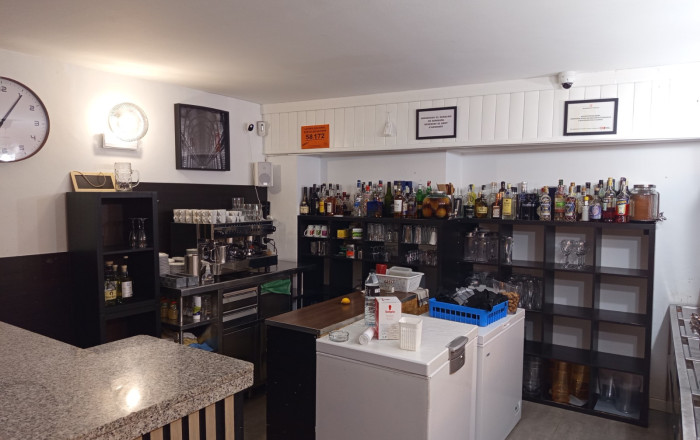 Traspaso - Bar Restaurante -
Roda de Bar&agrave;