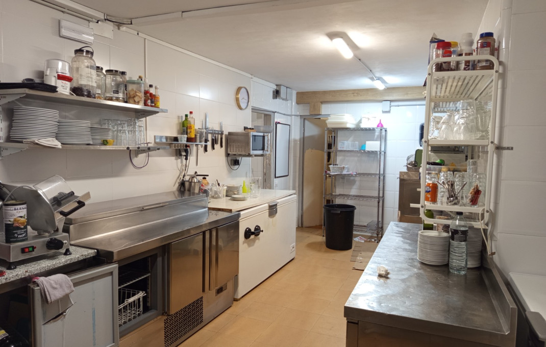 Traspaso - Bar Restaurante -
Roda de Bar&agrave;