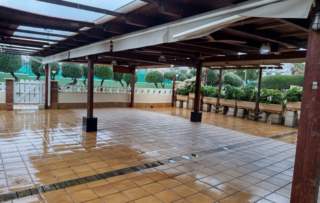 Traspaso - Bar Restaurante -
Roda de Bar&agrave;