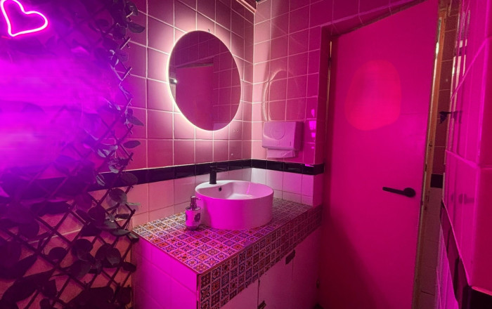 Transfer - Restaurant -
Barcelona - Poblenou