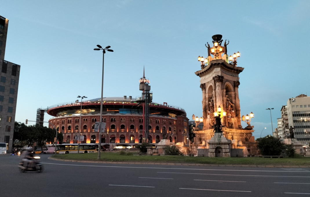 Transfer - Bar Restaurante -
Barcelona - Sant Antoni