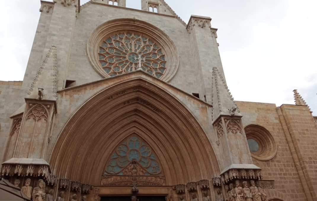 Venta - Hotel 2 Estrellas -
Tarragona