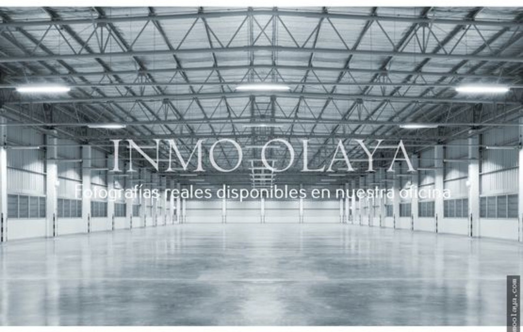 Venta - Naves y solares -
Poliny&agrave;