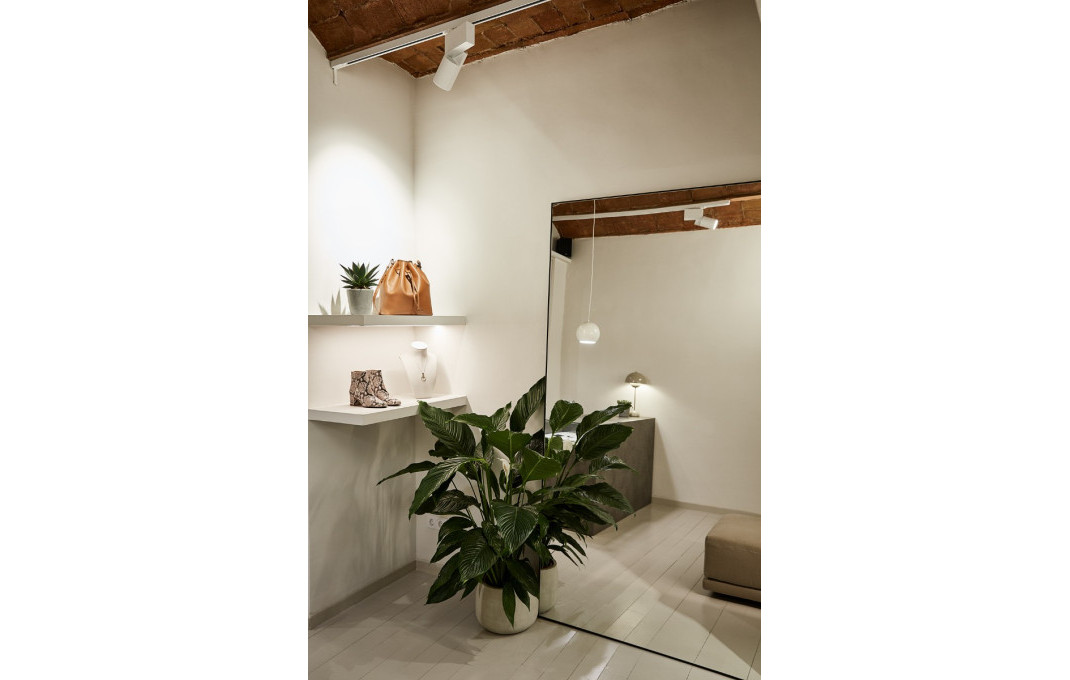 Transfer - Tiendas -
Barcelona - Sarria-Sant Gervasi