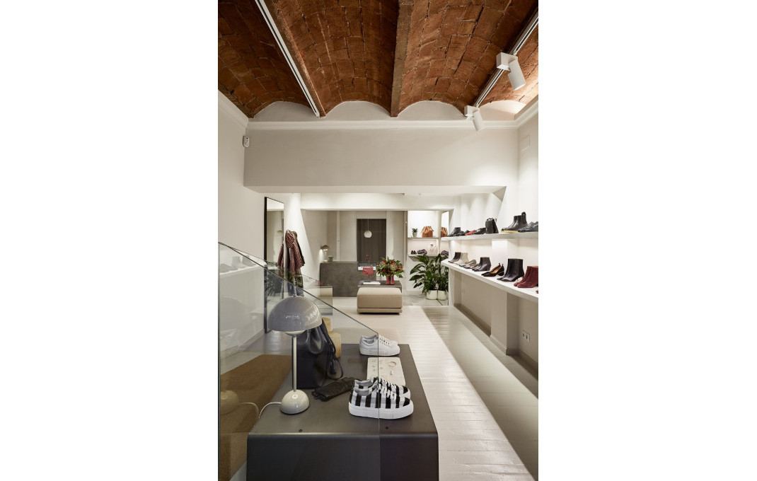 Transfer - Tiendas -
Barcelona - Sarria-Sant Gervasi