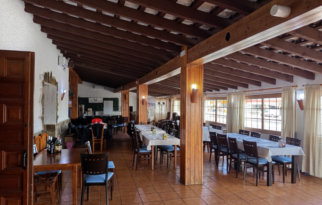 Traspaso - Bar Restaurante -
La Bisbal del Penedès