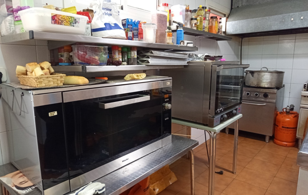 Traspaso - Bar Restaurante -
La Bisbal del Penedès