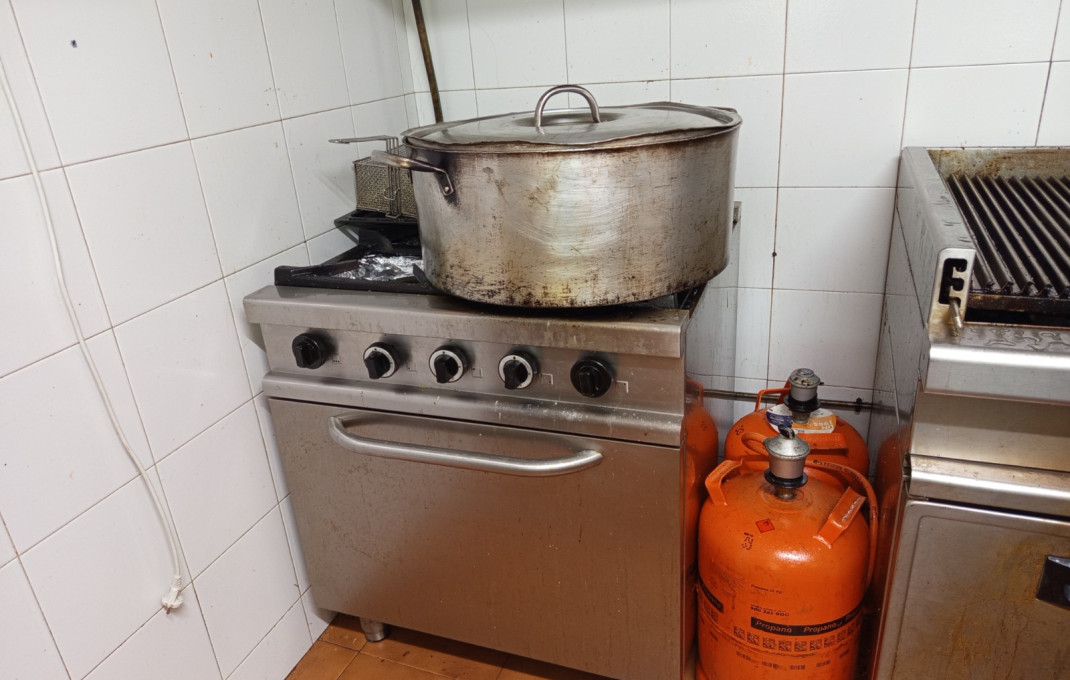 Traspaso - Bar Restaurante -
La Bisbal del Penedès