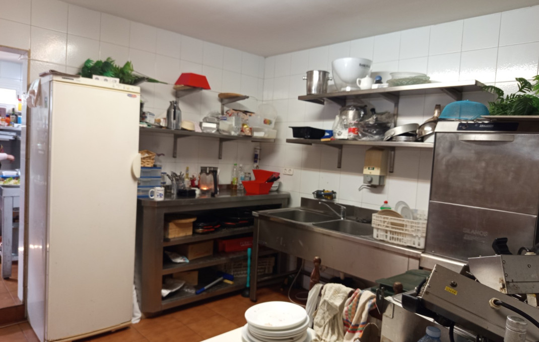 Traspaso - Bar Restaurante -
La Bisbal del Penedès