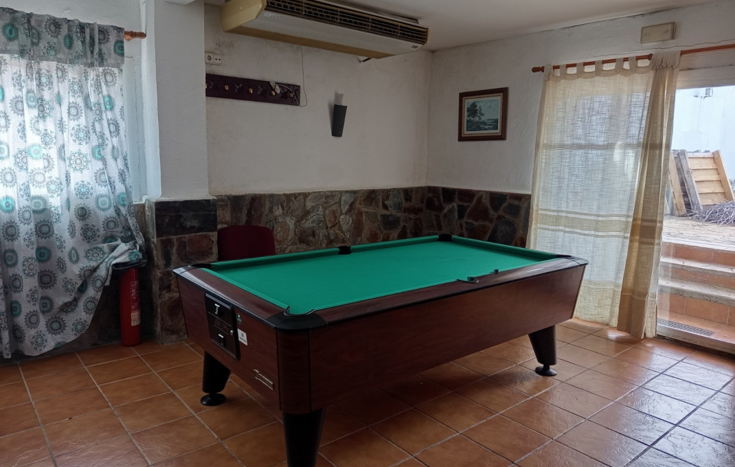 Traspaso - Bar Restaurante -
La Bisbal del Penedès