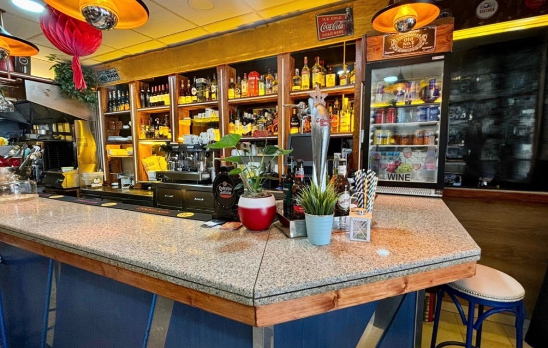 Transfer - Bar-Cafeteria -
L'Hospitalet de Llobregat - Collblanc