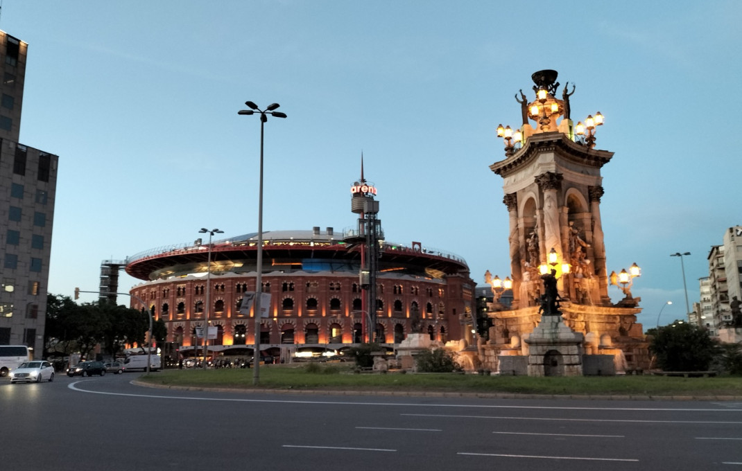 Venta - Local comercial -
Barcelona - Sant Antoni