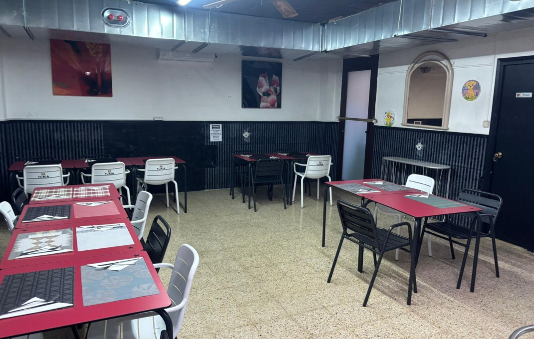 Transfer - Bar Restaurante -
Barcelona - Sant Martí