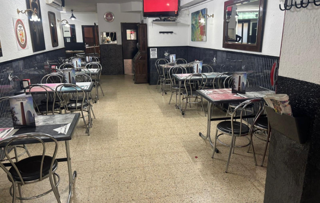 Transfer - Bar Restaurante -
Barcelona - Sant Martí